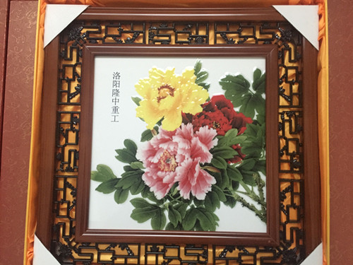 牡丹花唐三彩